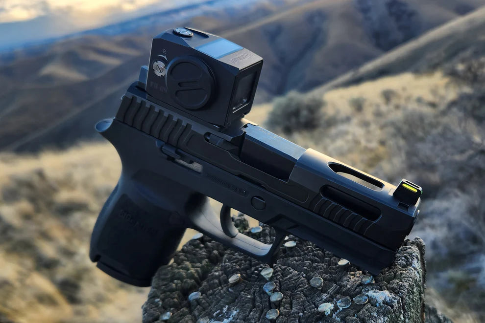 ohhunt FB O4 Motion Awake Closed Emitter Solar Red Dot Sight